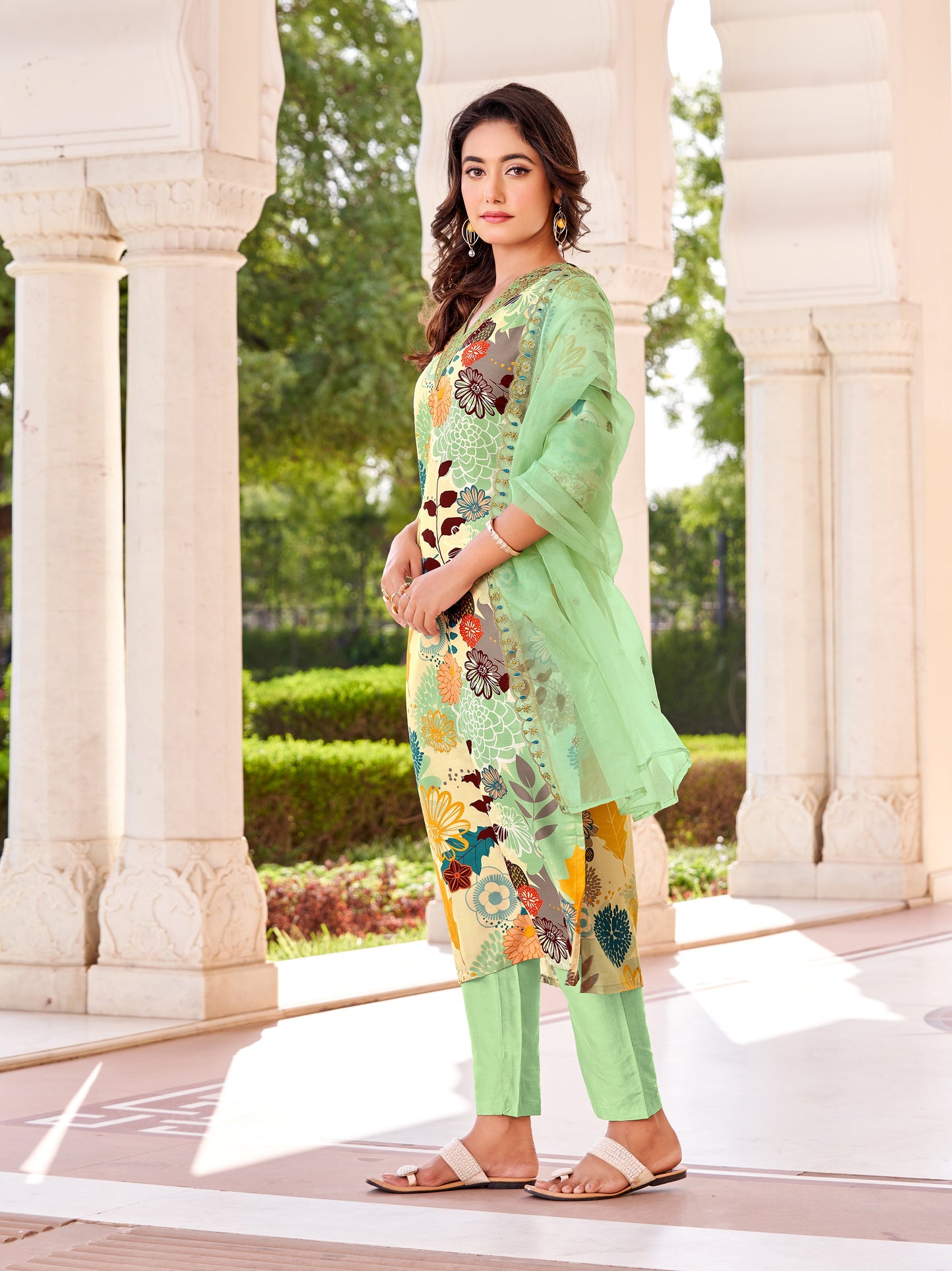 New Exclusive Check this our beautiful dresses collection ( (NFRD143)