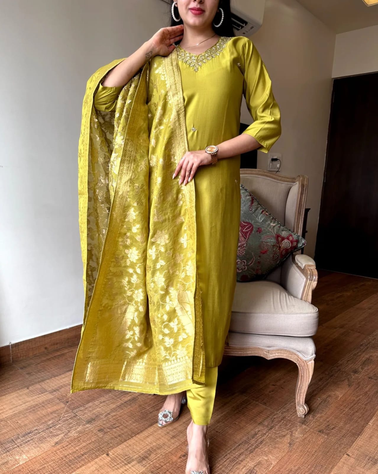 New Exclusive Check this our beautiful dresses collection (NFRD215)
