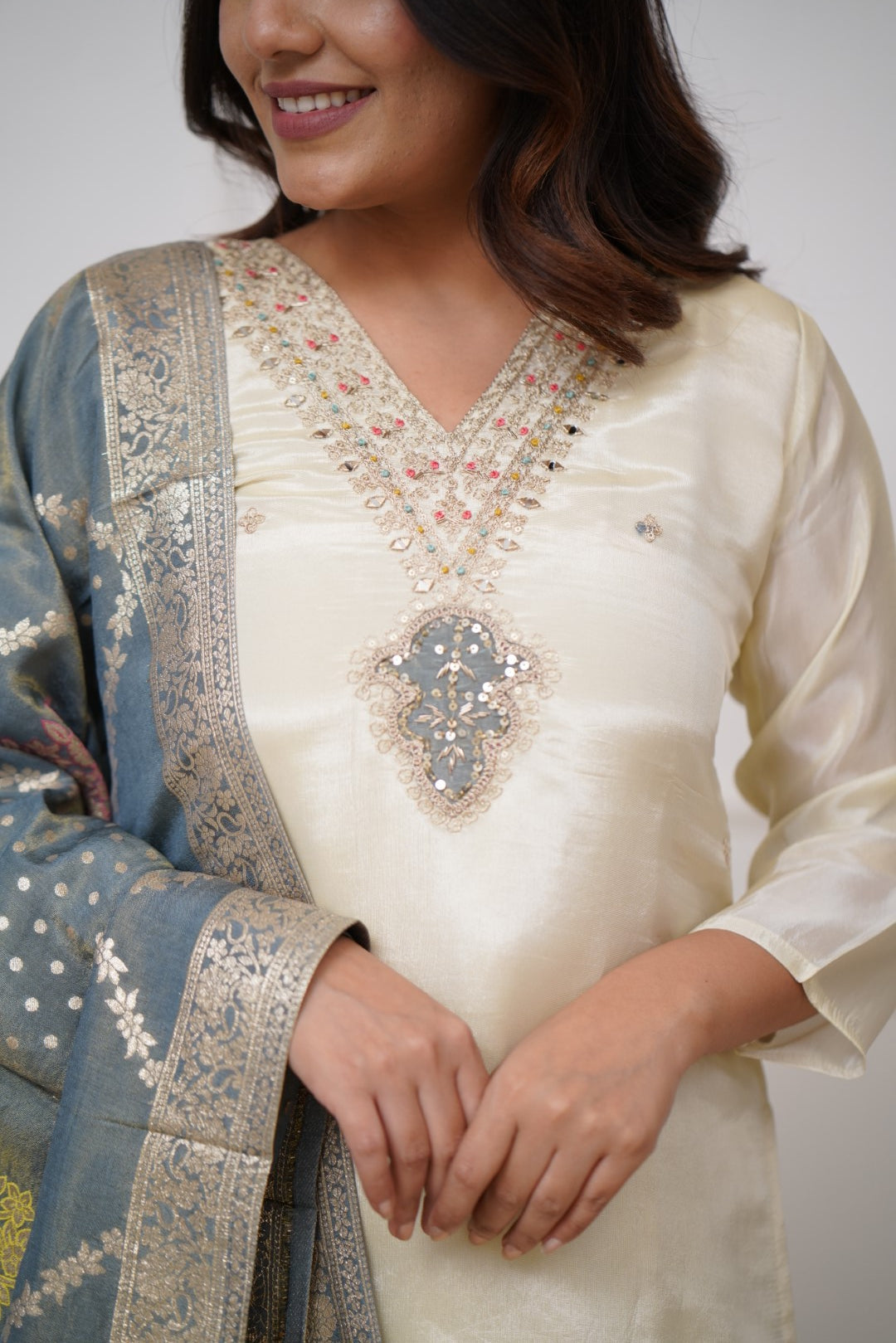 New Exclusive Check this our beautiful dresses collection SWRD284