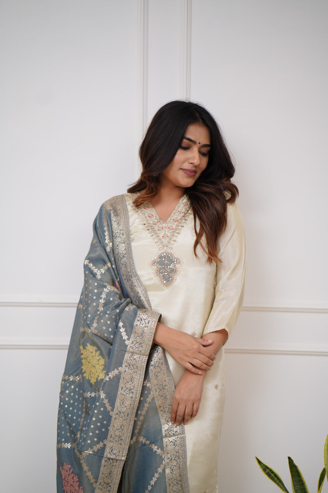 New Exclusive Check this our beautiful dresses collection SWRD284