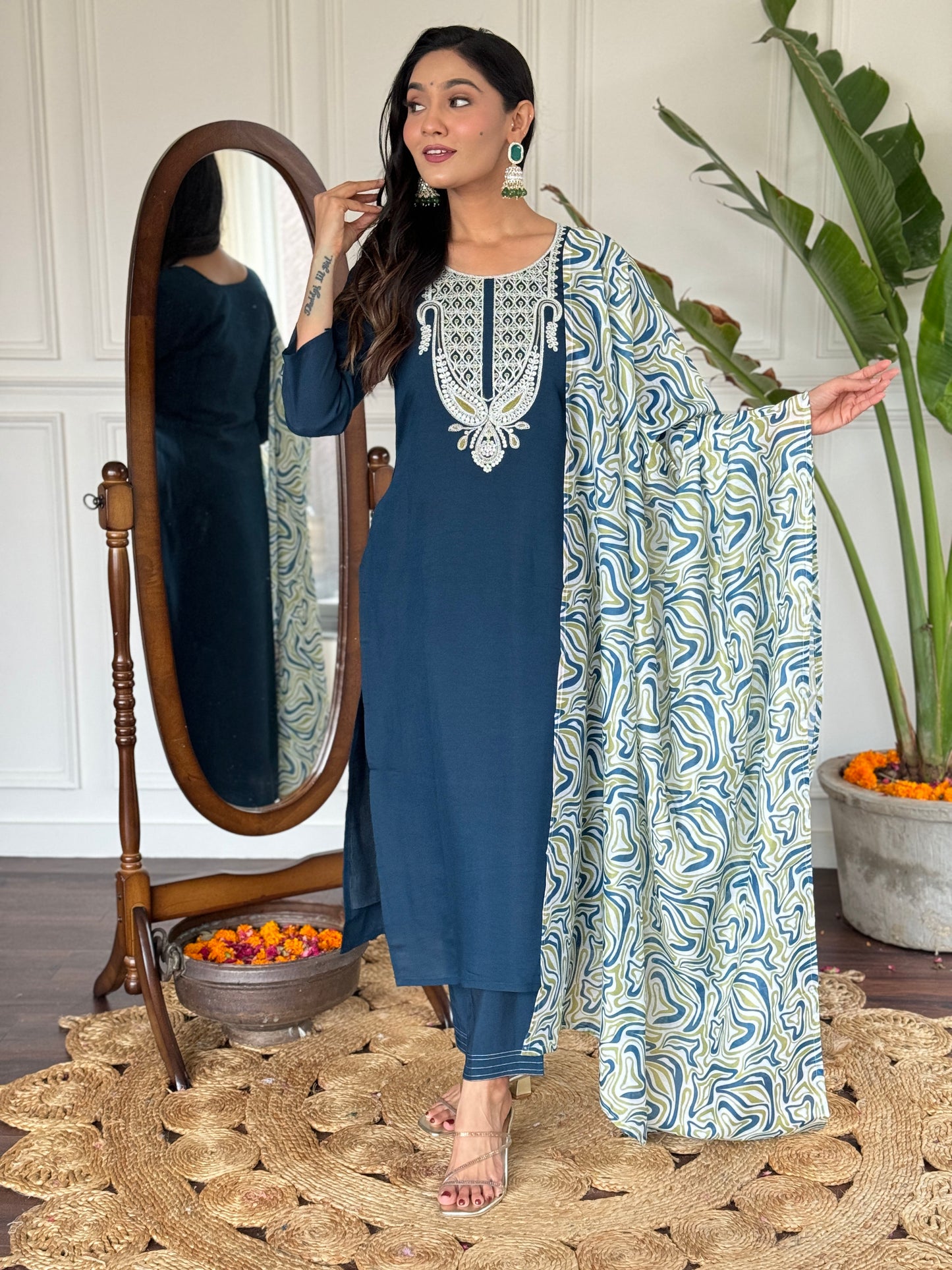 Our Exclusive Collection is here, to add a touch of tradition to your wardrobe SWRD342