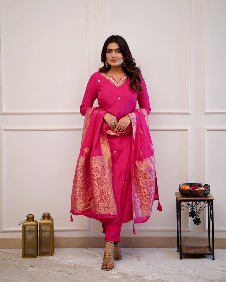 Simple yet elegant This is how we describe our latest launched dresses(NFRD401)