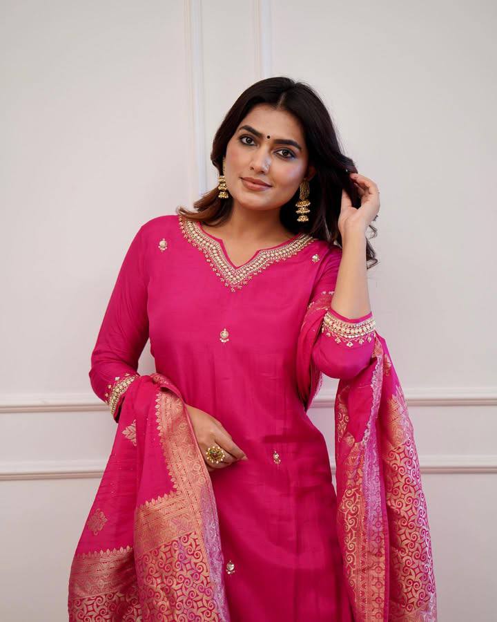 Simple yet elegant This is how we describe our latest launched dresses(NFRD401)