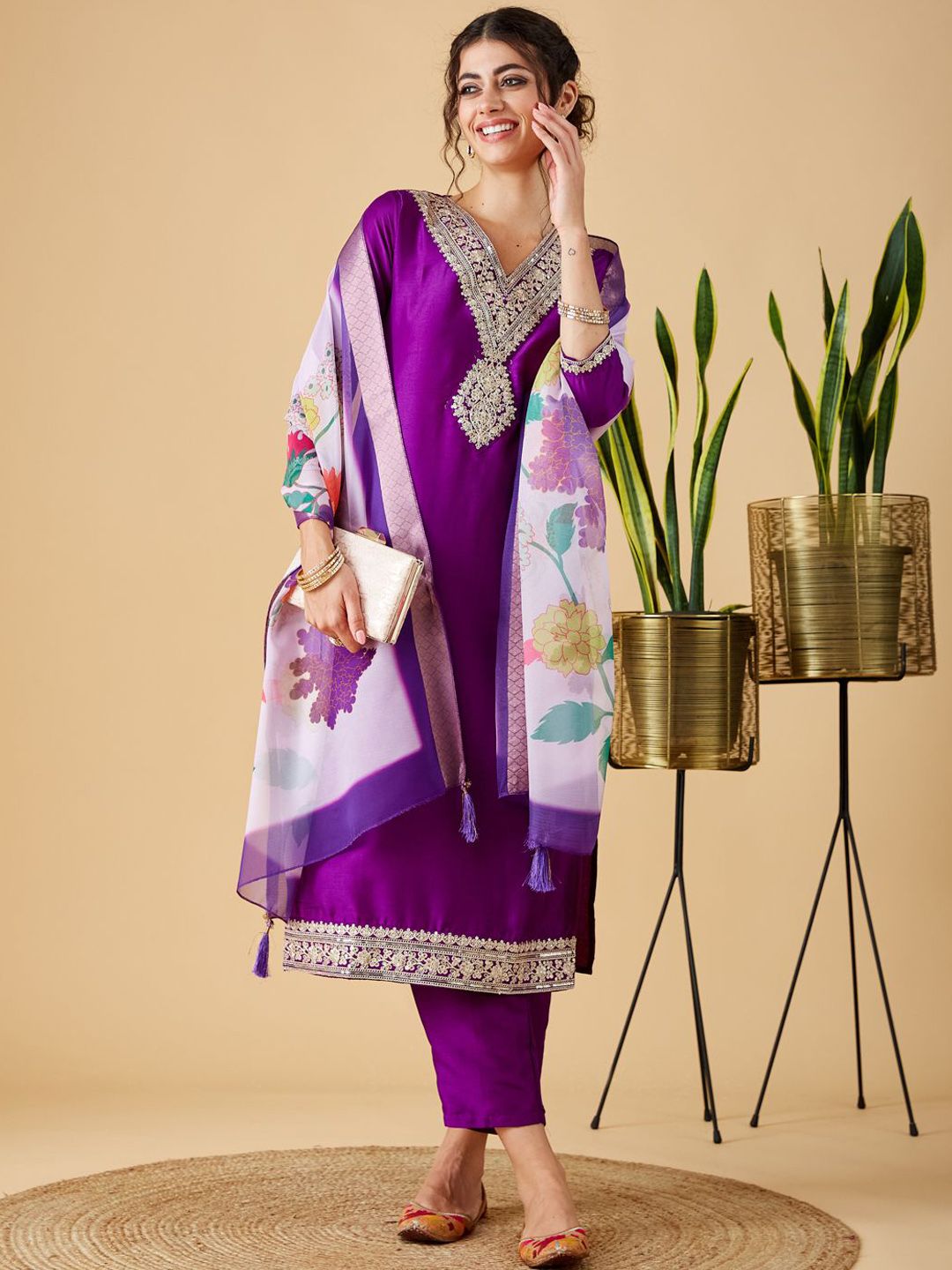 Simple yet elegant This is how we describe our latest launched dresses(NFRD418)