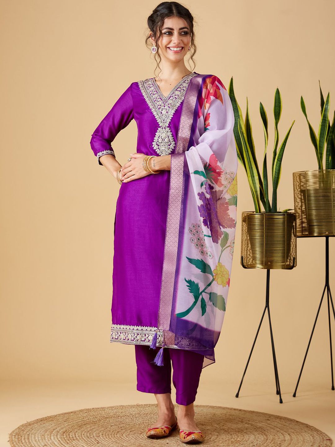 Simple yet elegant This is how we describe our latest launched dresses(NFRD418)