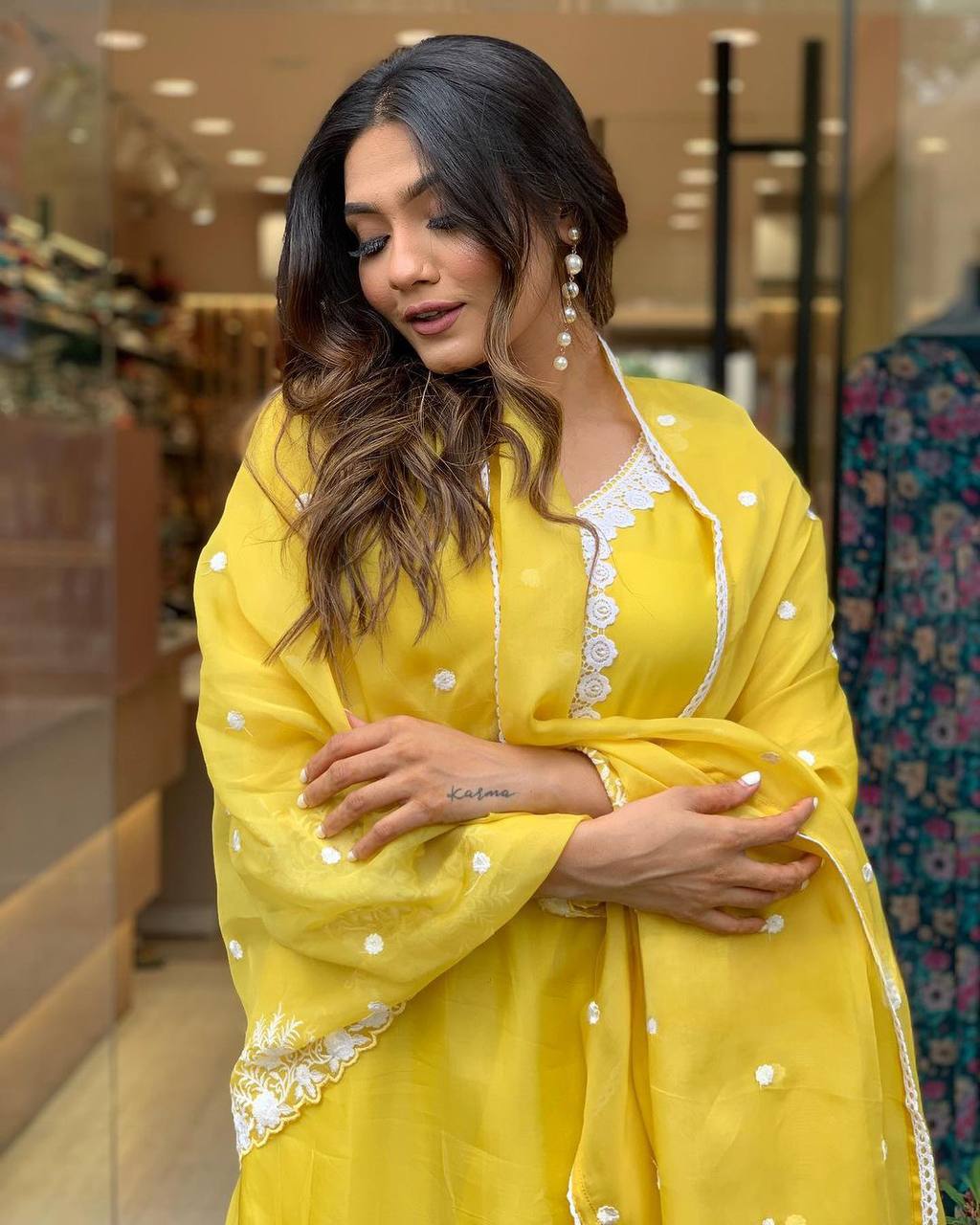 Simple yet elegant This is how we describe our latest launched dresses(NFRD441) (01)