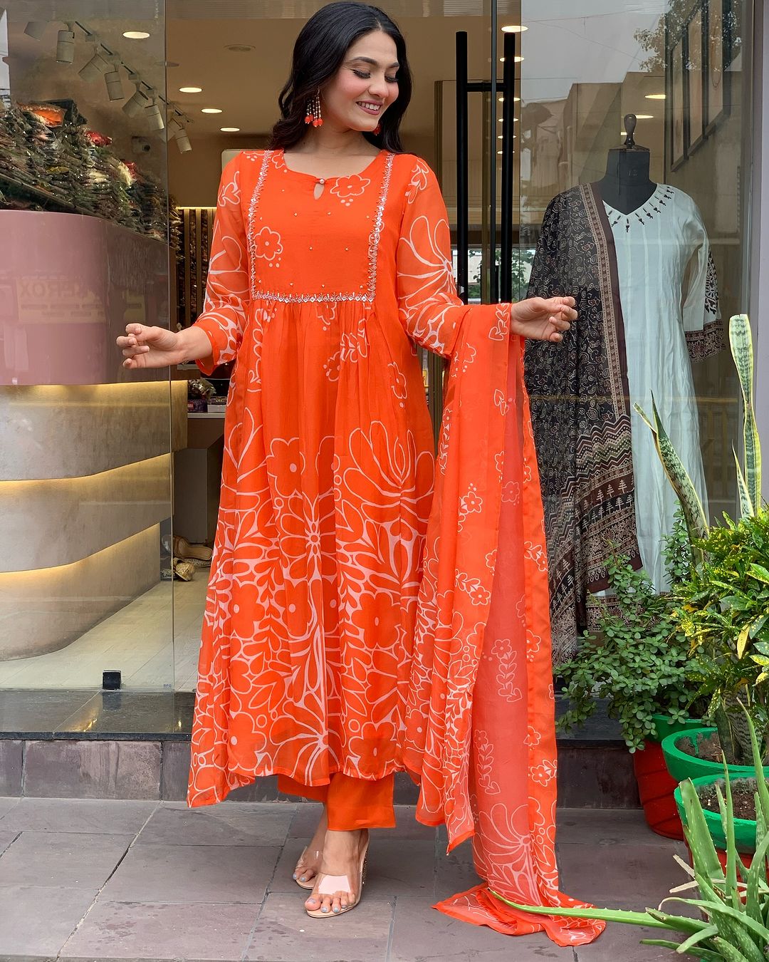 Enjoy your festival 🌞with our Very Beautiful 3ps Set(NFRD529)
