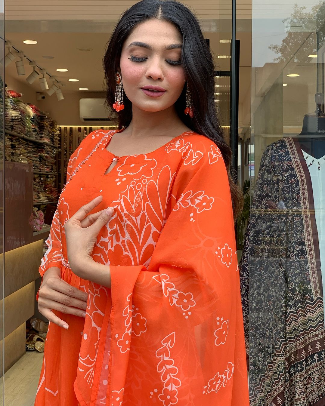 Enjoy your festival 🌞with our Very Beautiful 3ps Set(NFRD529)