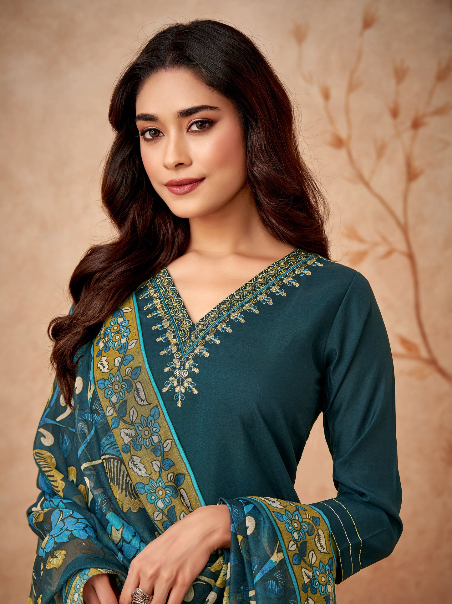New Exclusive Check this our beautiful dresses collection (NFRD68)