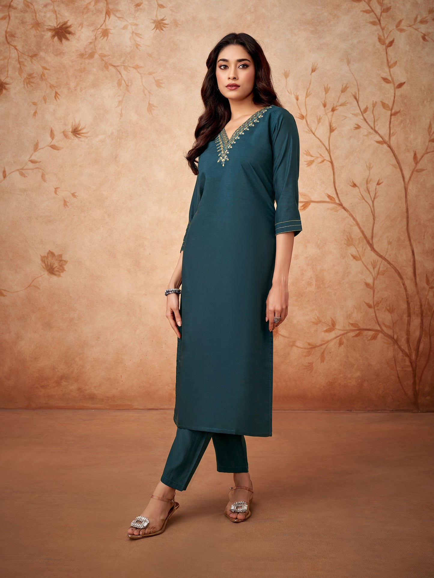 New Exclusive Check this our beautiful dresses collection (NFRD68)