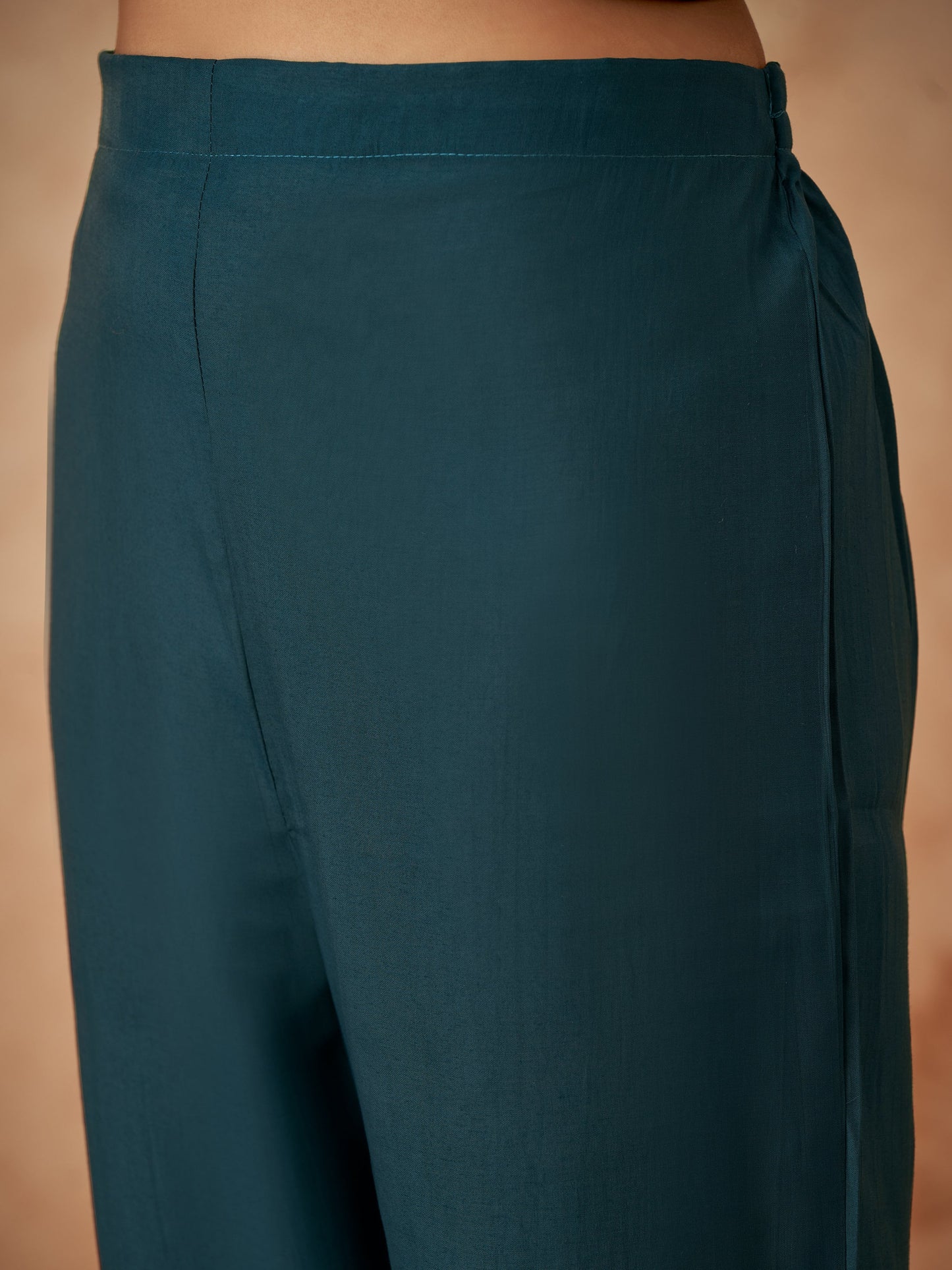 New Exclusive Check this our beautiful dresses collection (NFRD68)