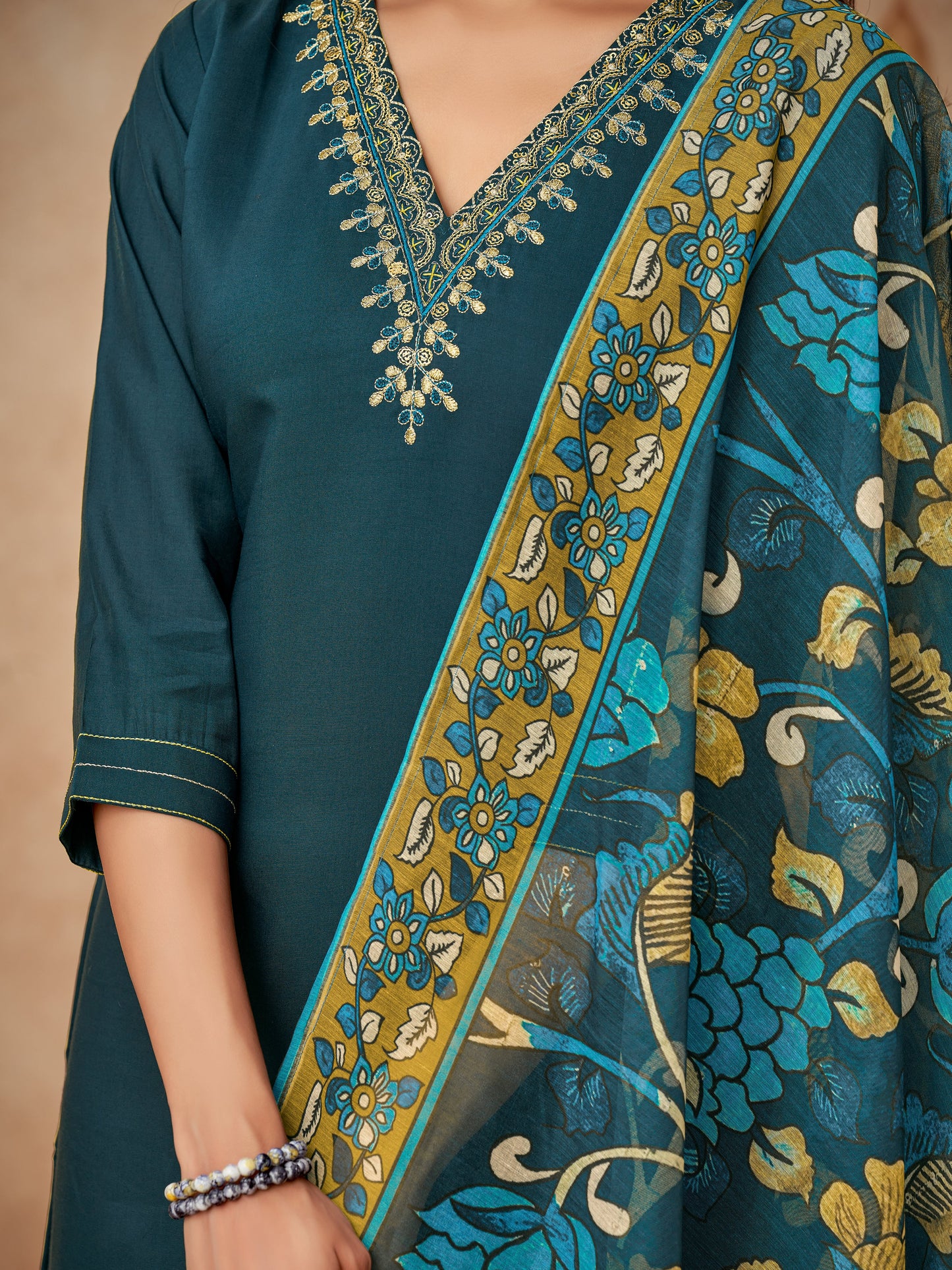 New Exclusive Check this our beautiful dresses collection (NFRD68)