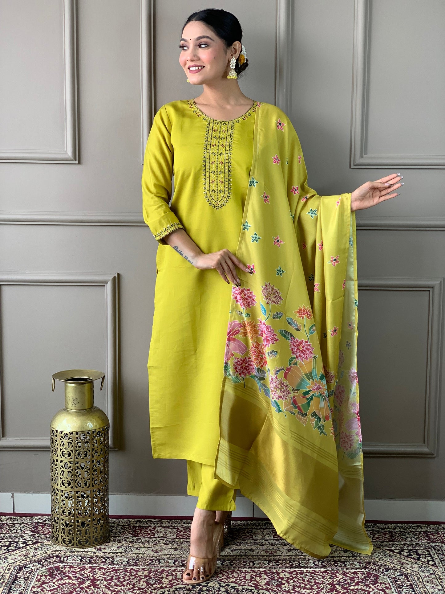 New Exclusive Check this our beautiful dresses collection ( (NFRD184)