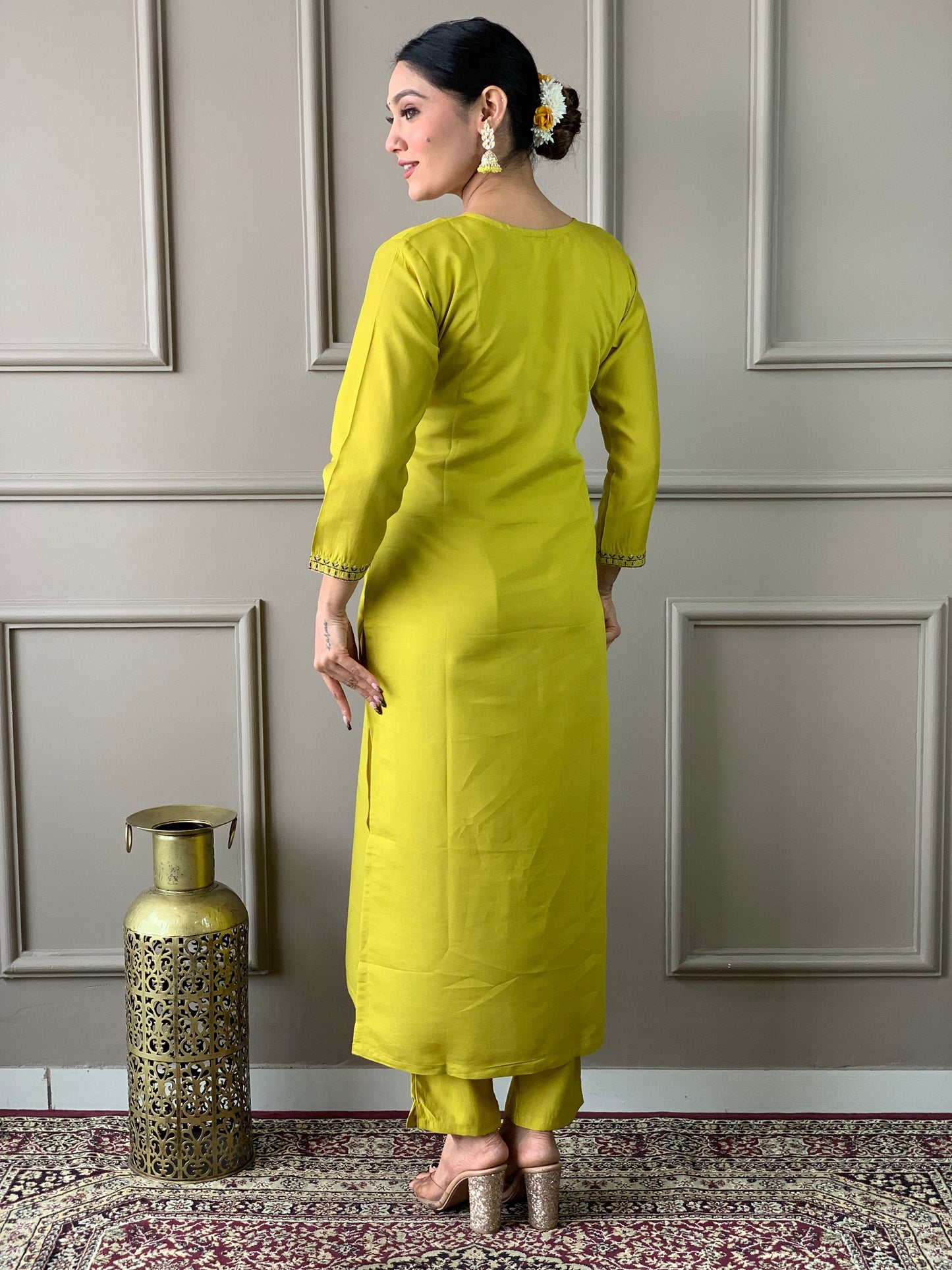 New Exclusive Check this our beautiful dresses collection ( (NFRD184)