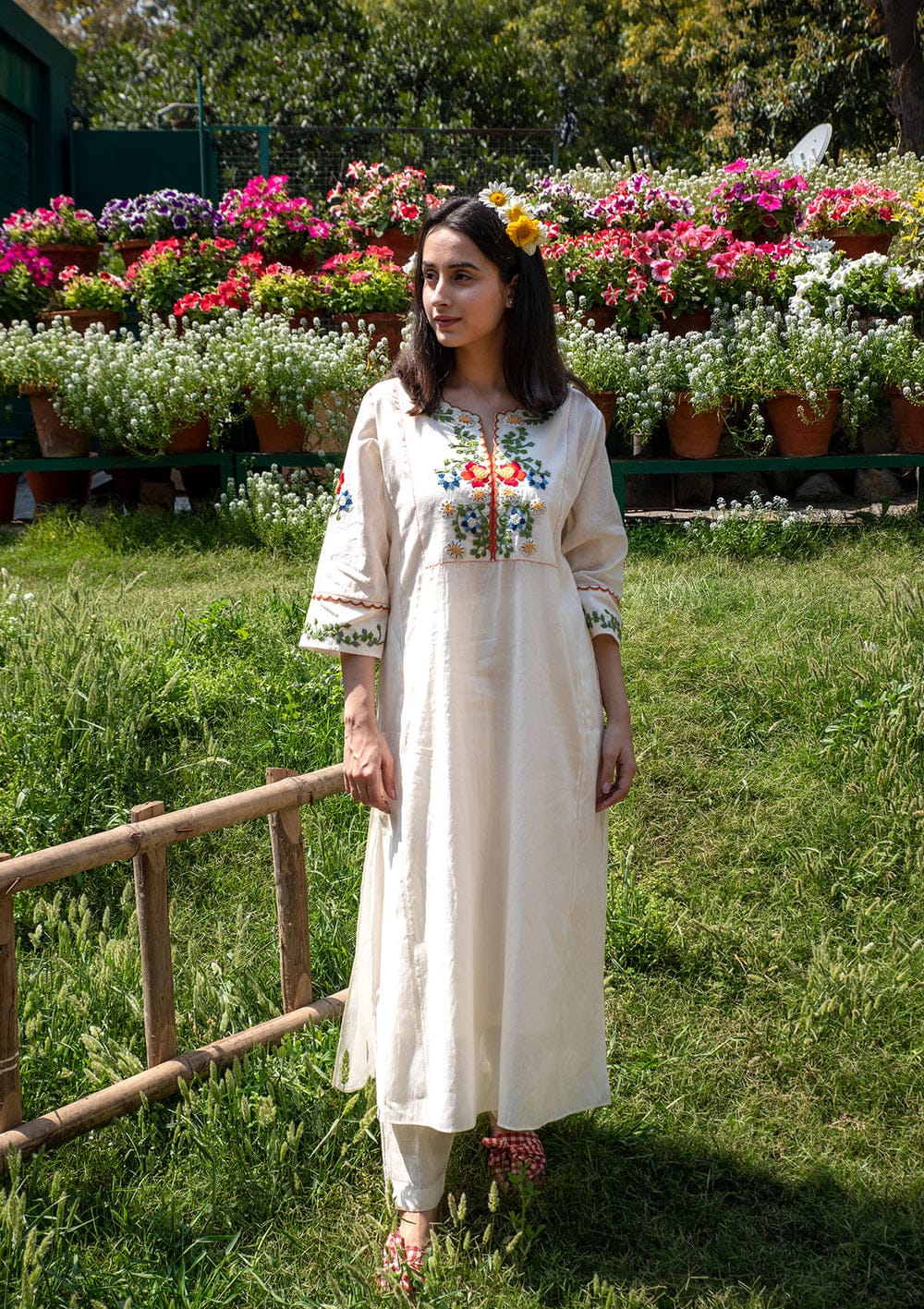 Launching Summer Special, Comfortable And Attractive Pure Cotton Suit Set Which Is Beautifully Decorated With Hand Embroidery And Thread Work. It Is Paired With Matching Pants(SWCD59)