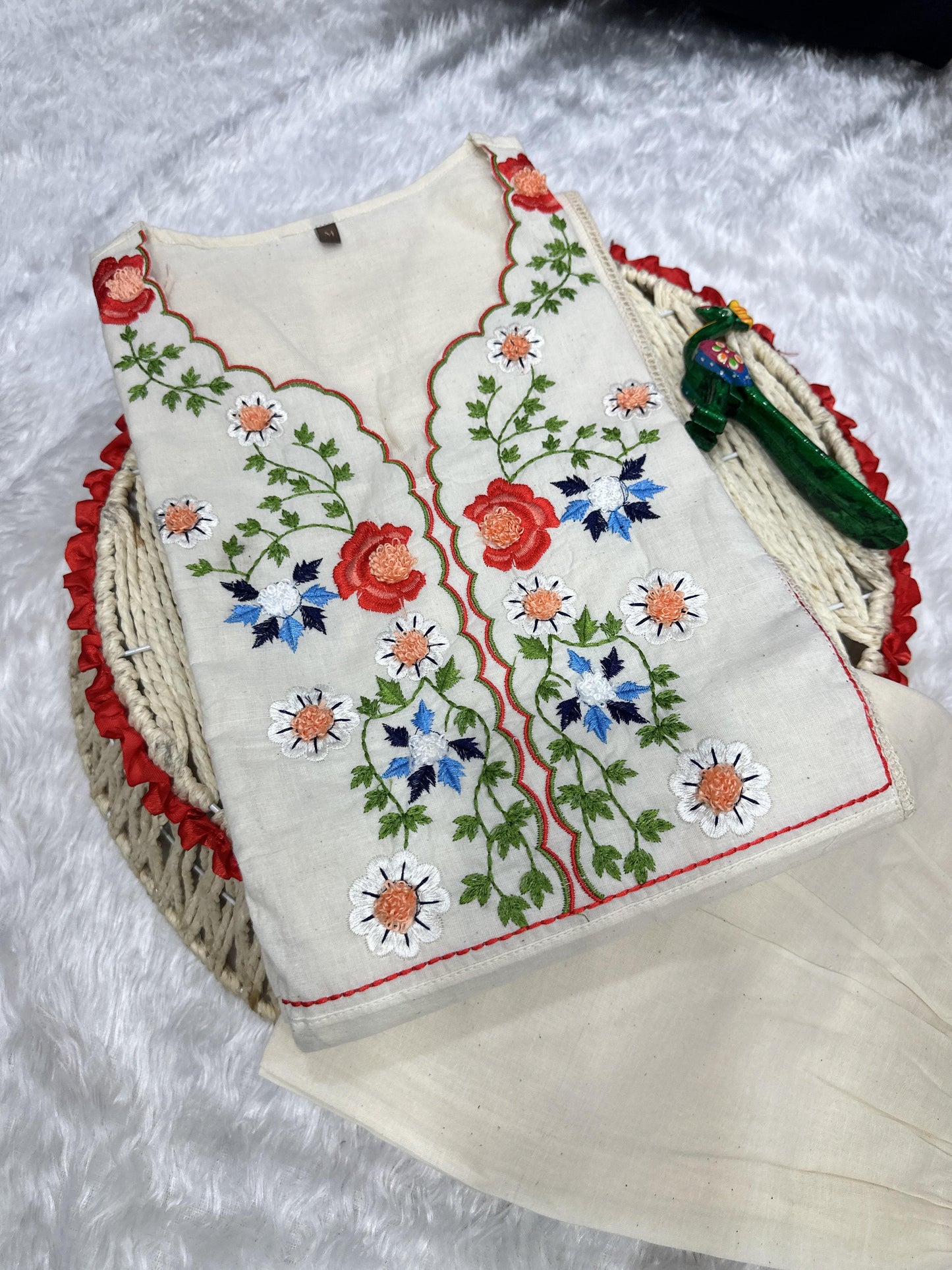 Launching Summer Special, Comfortable And Attractive Pure Cotton Suit Set Which Is Beautifully Decorated With Hand Embroidery And Thread Work. It Is Paired With Matching Pants(SWCD59)