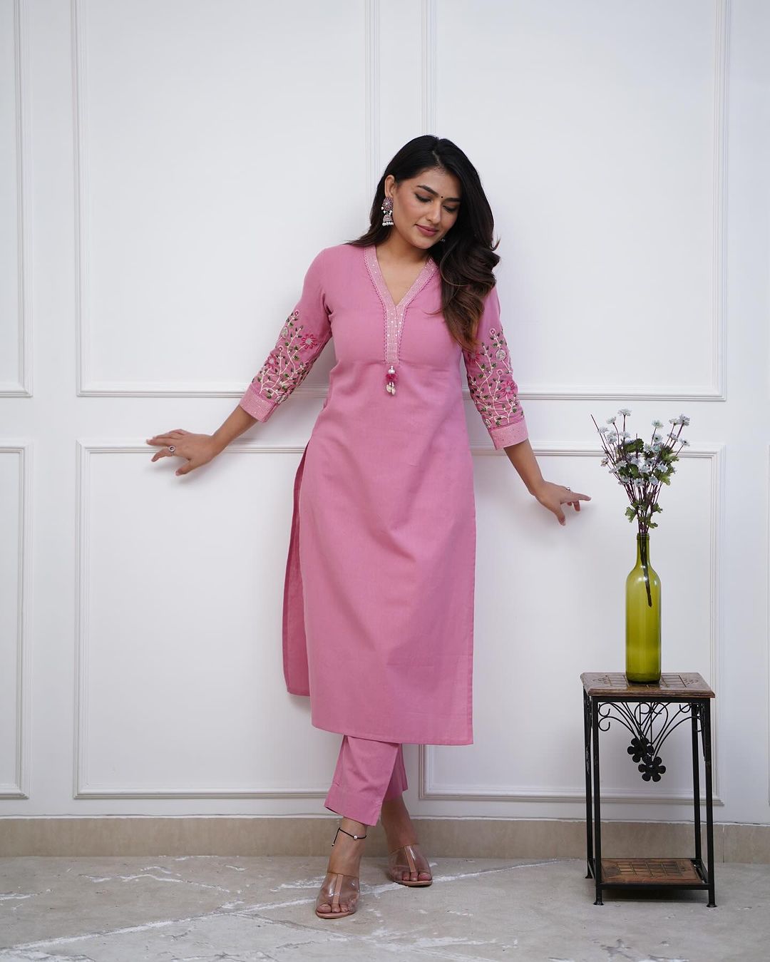 Upgrade your office wear wardrobe with this classy ( White Blue. Yellow colour ,) kurti pant with embroidery detailing for all day comfort and trendy look🌸🌸