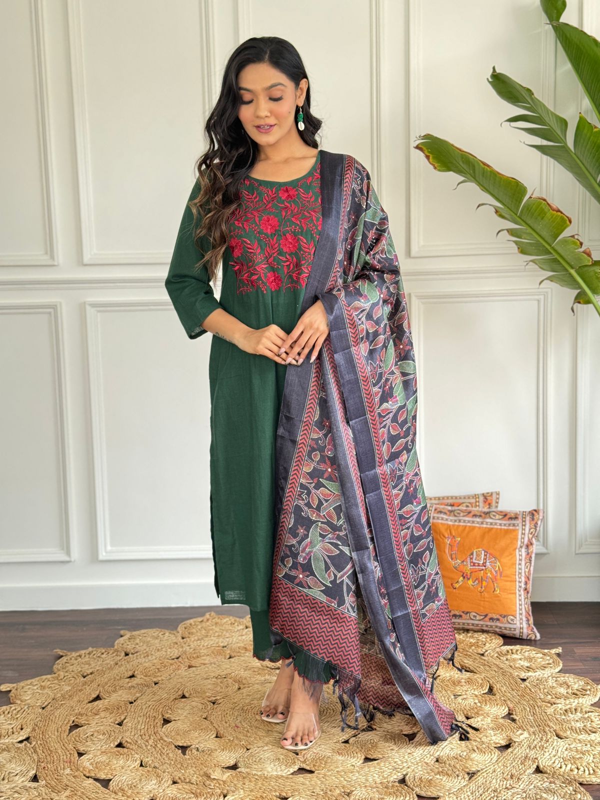 Feel the elegance and comfort merge in our artisan-crafted handloom khadi cotton suit! ๐น๐