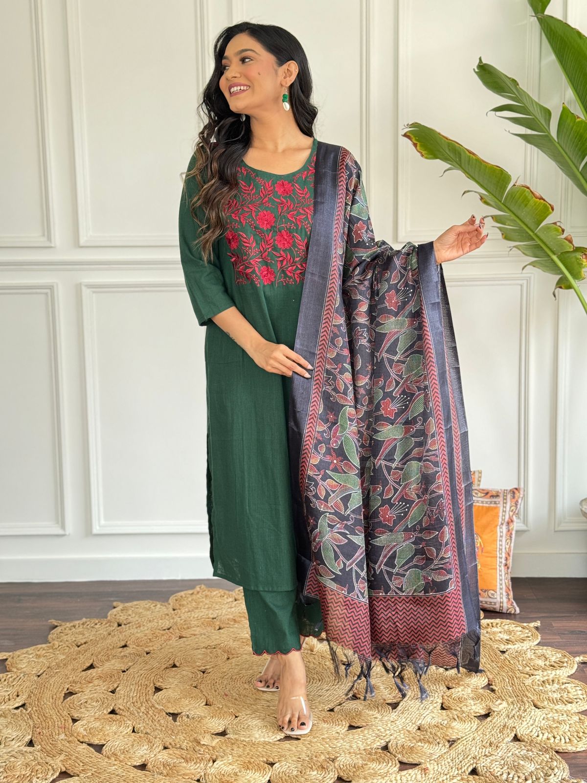 Feel the elegance and comfort merge in our artisan-crafted handloom khadi cotton suit! ๐น๐