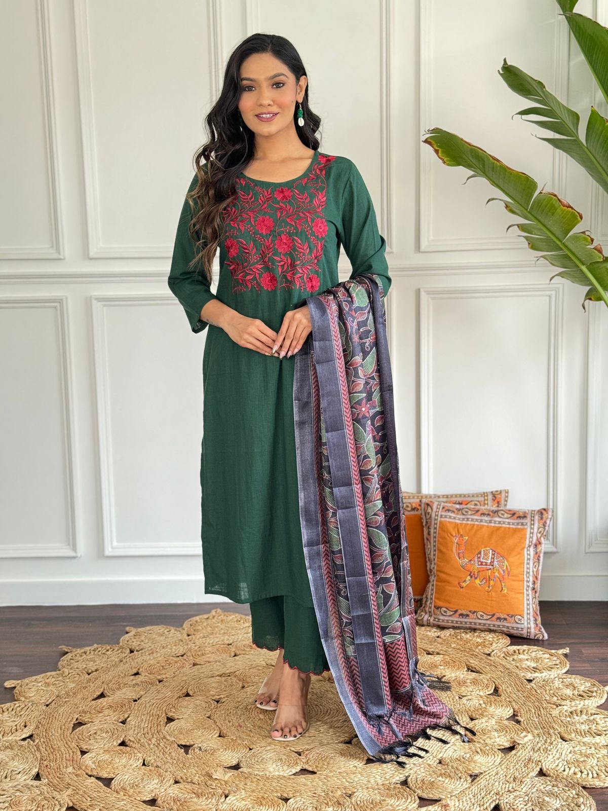 Feel the elegance and comfort merge in our artisan-crafted handloom khadi cotton suit! ๐น๐