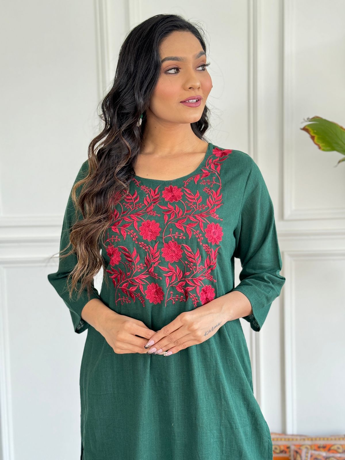 Feel the elegance and comfort merge in our artisan-crafted handloom khadi cotton suit! ๐น๐