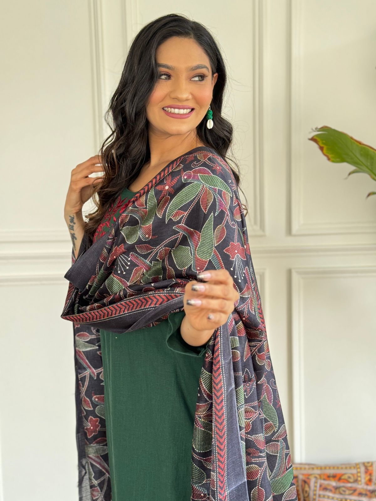 Feel the elegance and comfort merge in our artisan-crafted handloom khadi cotton suit! ๐น๐