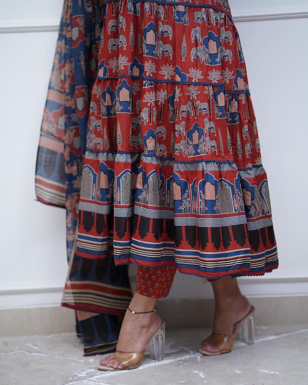 Launching Super Cool, Comfortable And Stylish Pure Cotton Suit Cum Gown Set Which Is Beautifully Decorated With Intricate Hand Work, Jari Work And Lace Detailing In Neck.