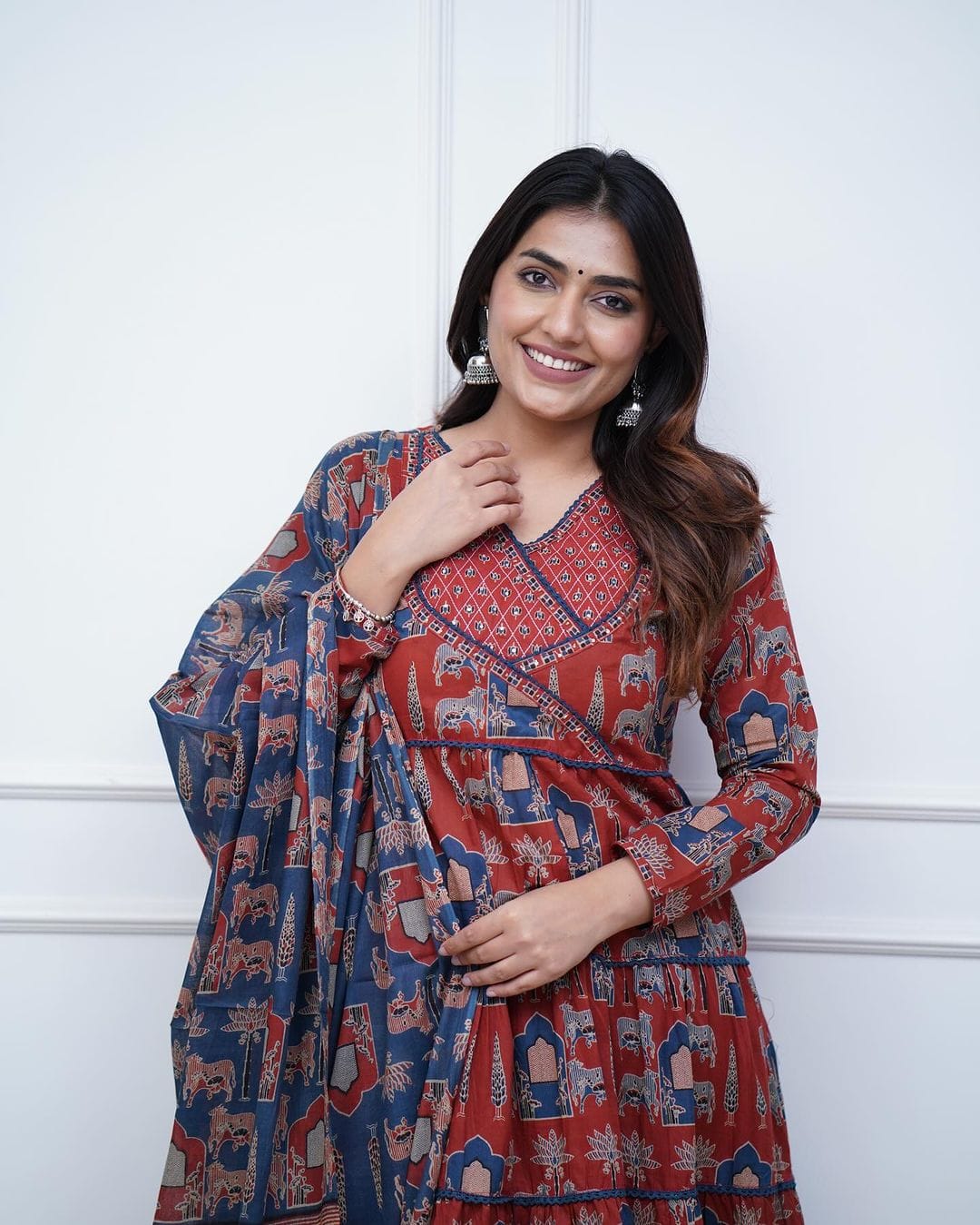Launching Super Cool, Comfortable And Stylish Pure Cotton Suit Cum Gown Set Which Is Beautifully Decorated With Intricate Hand Work, Jari Work And Lace Detailing In Neck.