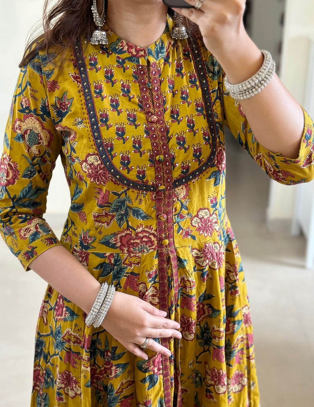 Presenting New Cotton Festival Collection In Pure Cotton With Hand And Adda mirror Work kurti And pant Dupatta Set Fully Stitched Ready To Wear ๐ฅ๐๐ฅฐ