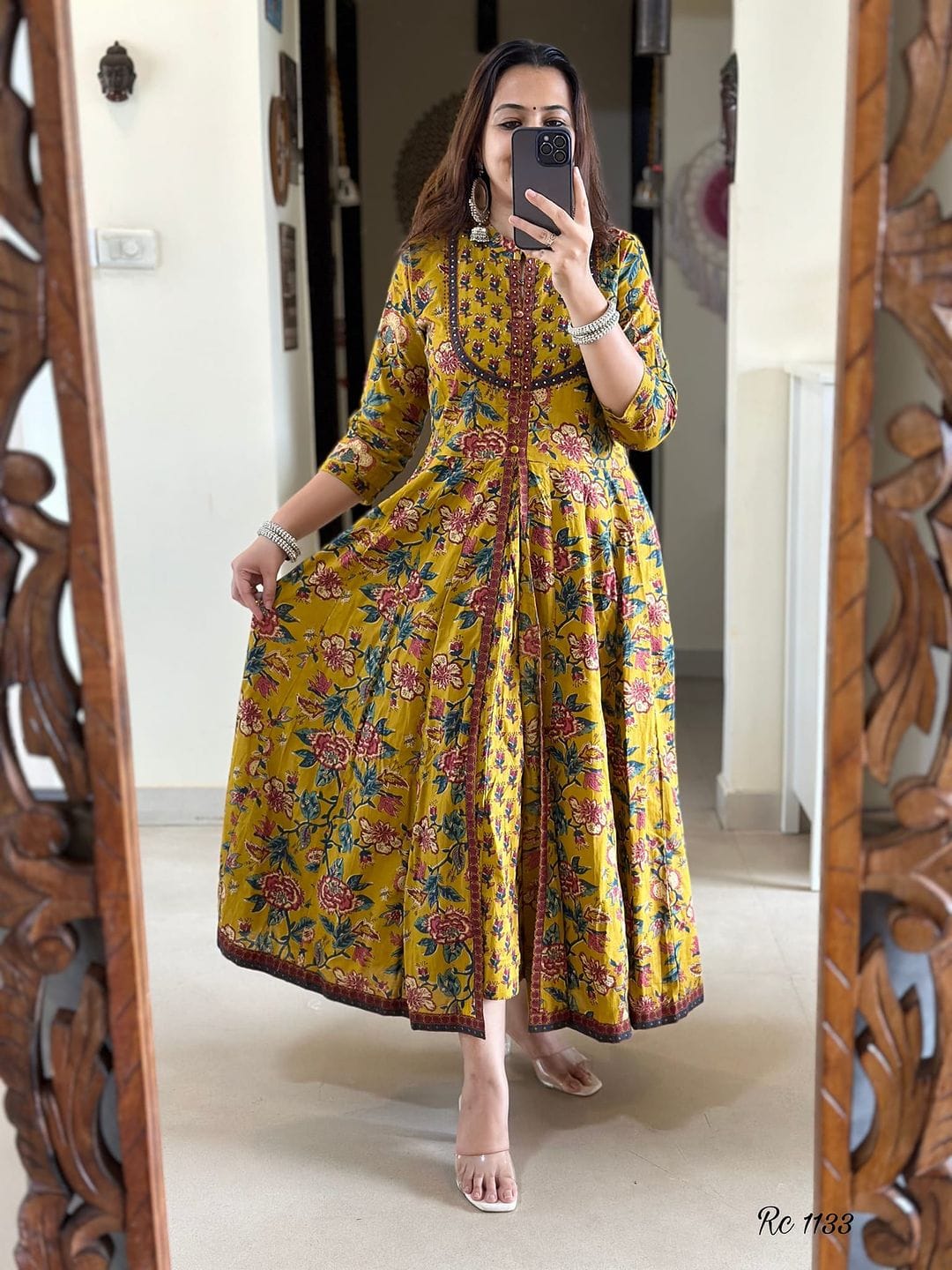 Presenting New Cotton Festival Collection In Pure Cotton With Hand And Adda mirror Work kurti And pant Dupatta Set Fully Stitched Ready To Wear ๐ฅ๐๐ฅฐ