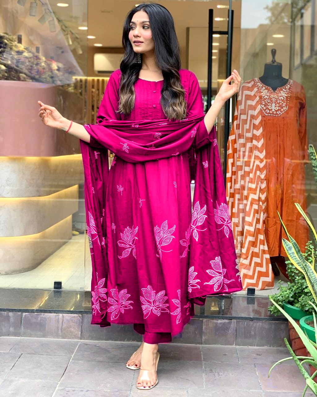 Featuring beautiful Heavy Suit Set which is beautifully decorated with Printex weaving and prints. (NFRD300)