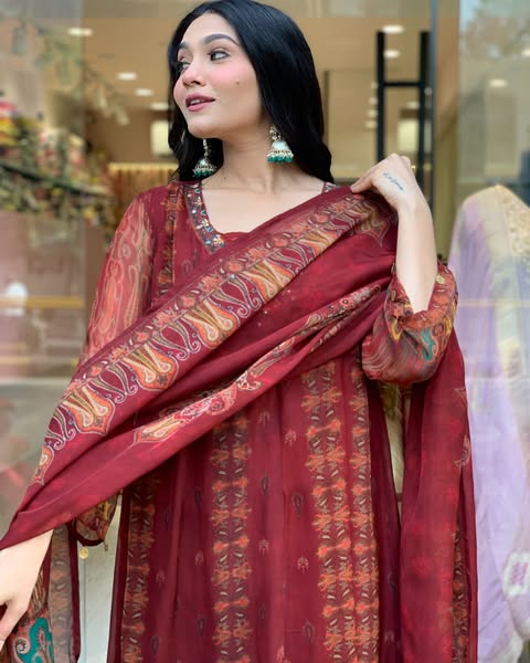 Beautiful pure premium chiffon digital printed Anarkali set with handwork on neck it has attached lining paired up with santoon slik pant and Organza digital printed dupatta sets(SWRED04)