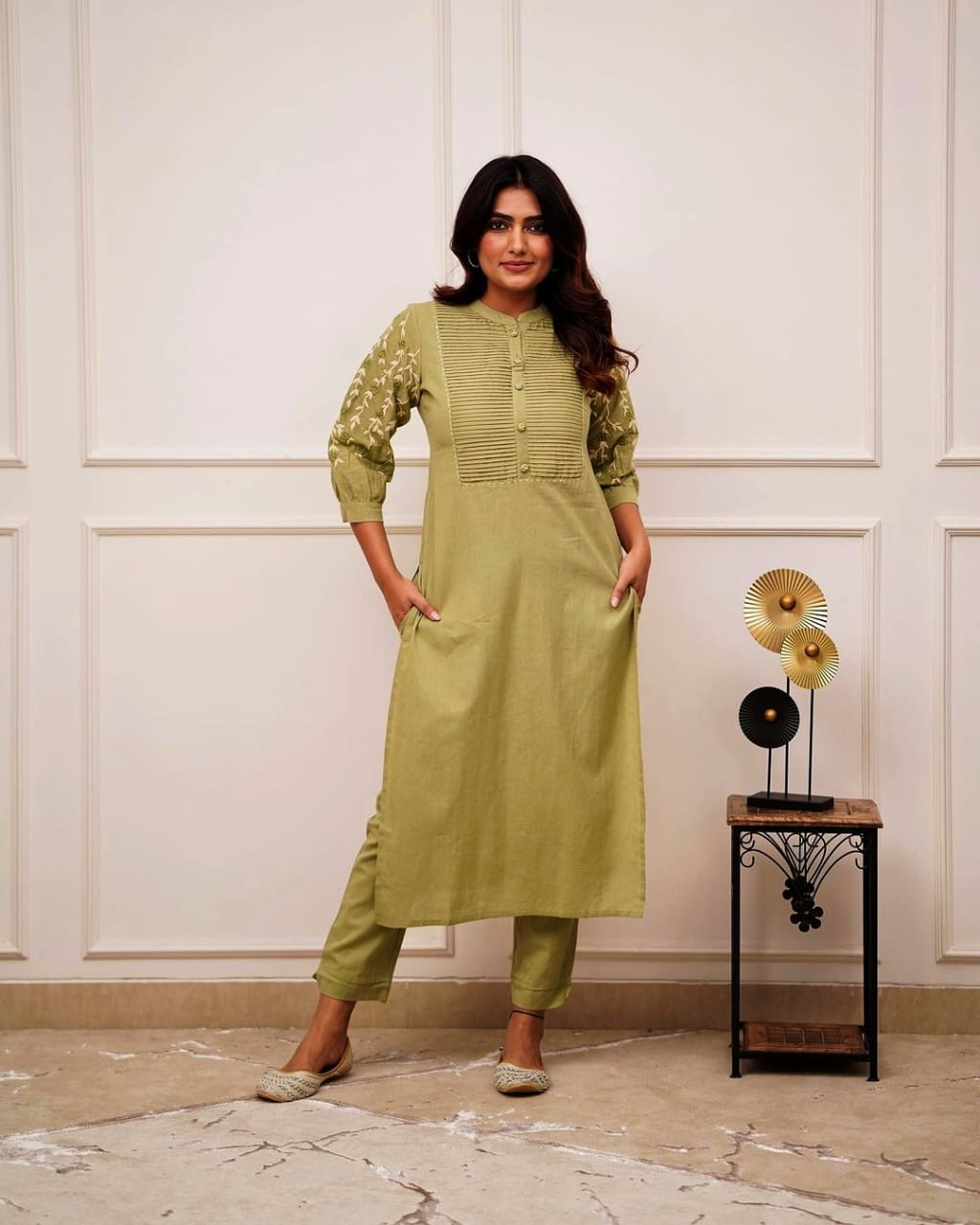 Upgrade your office wear wardrobe with this classy