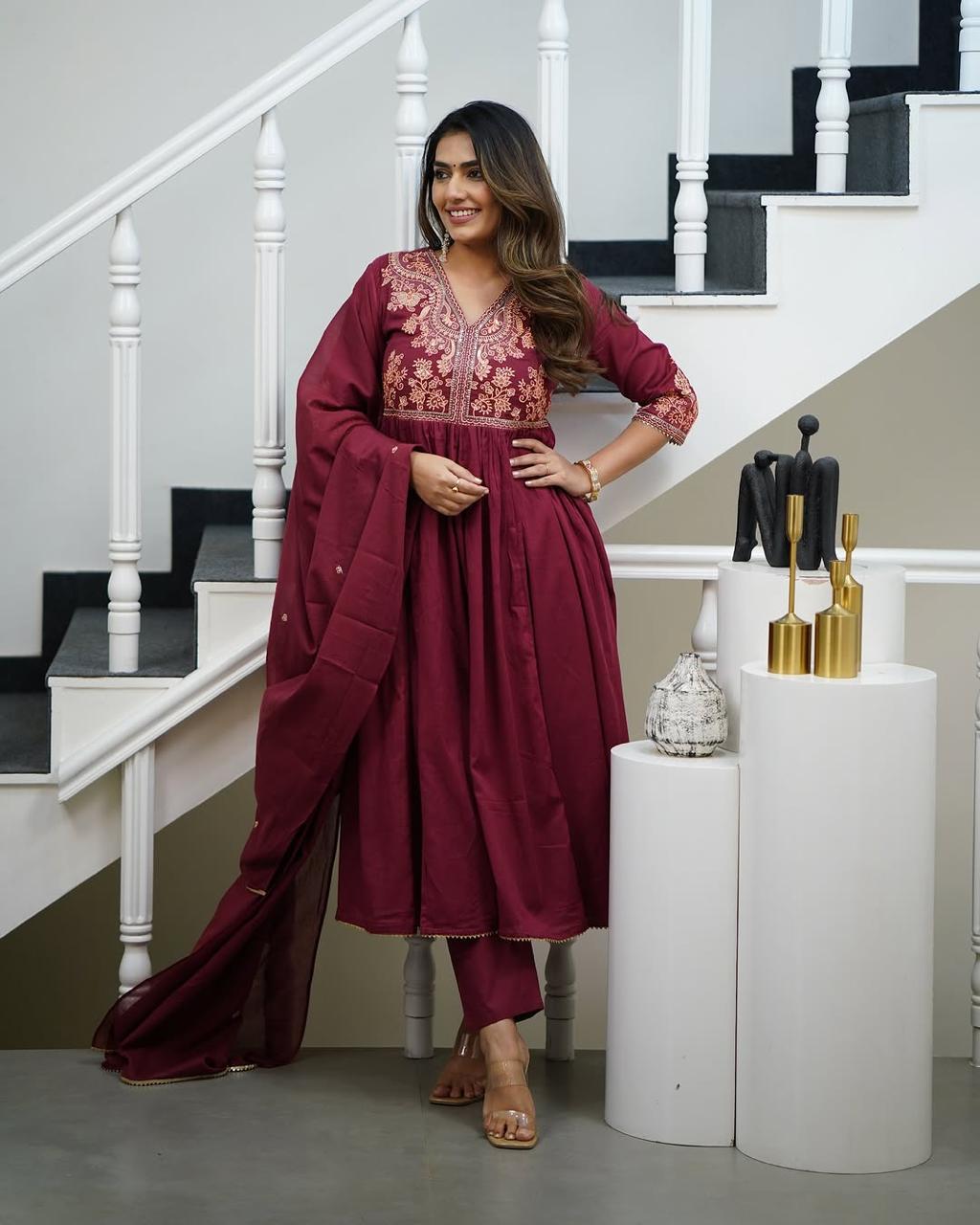 Look out of a dreamy movie set as you turn around and walk in this elegant flaired suit ! The perfect of traditional wear style...