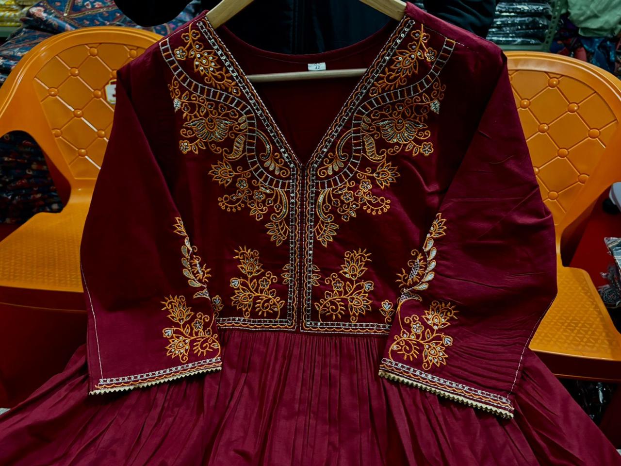 Look out of a dreamy movie set as you turn around and walk in this elegant flaired suit ! The perfect of traditional wear style...