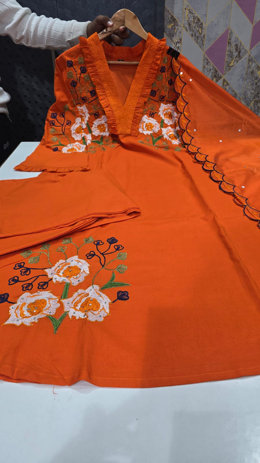 Enjoy your festival πwith our Very Beautiful 3ps Set . πͺ‘ πͺ‘ πͺ‘ πΈ ππ
