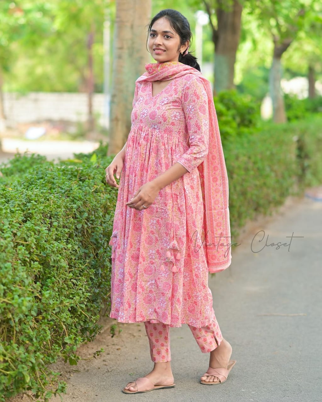 Presenting New Cotton Festival Collection In Pure Cotton With Hand And Adda mirror Work kurti And pant Dupatta Set Fully Stitched Ready To Wear ๐ฅ๐๐ฅฐ