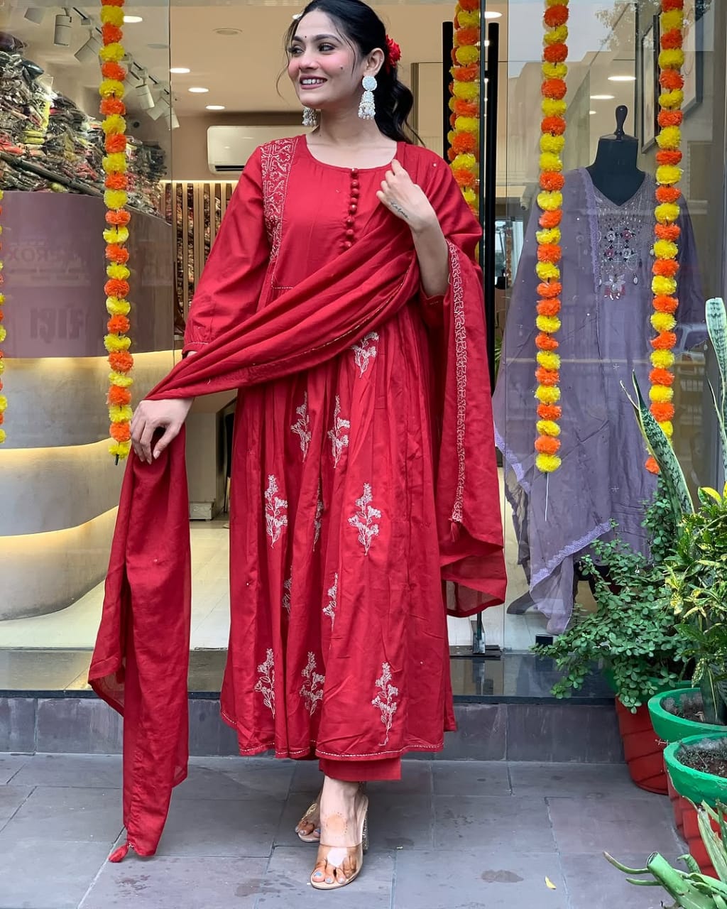 Beautiful pure cotton kurti pant dupatta set๐