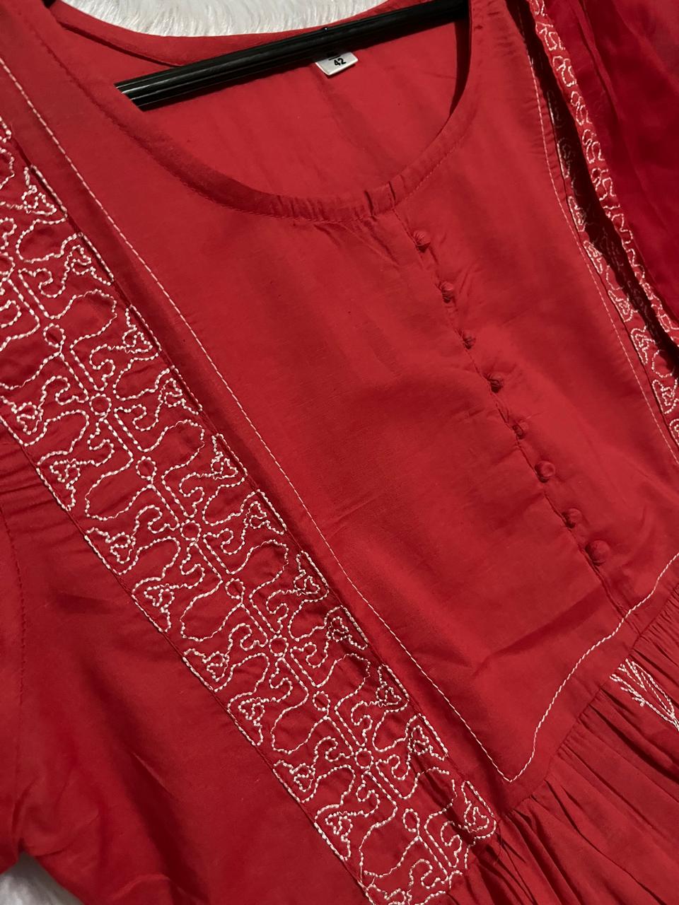 Beautiful pure cotton kurti pant dupatta set๐