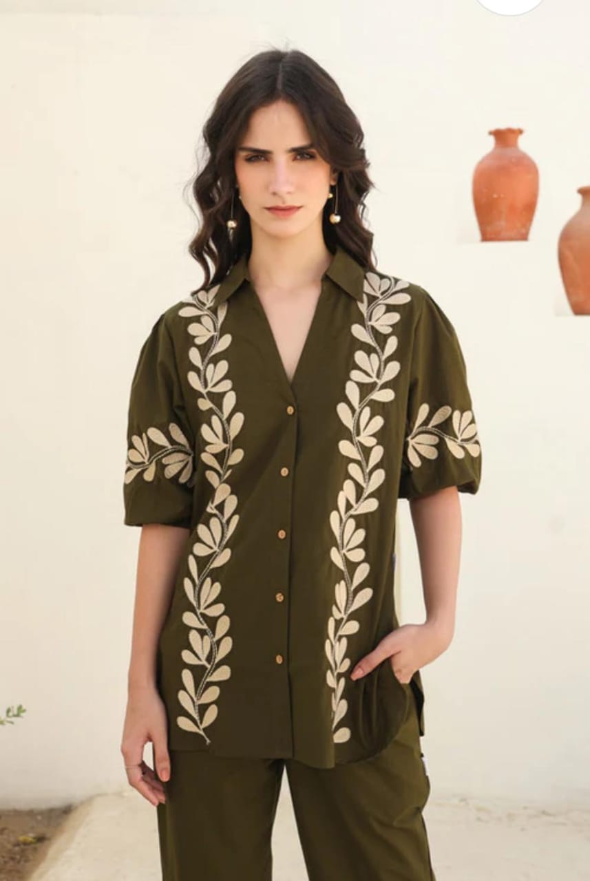 Feel the elegance and comfort merge in our artisan-crafted &cotton suit(SWCD65)