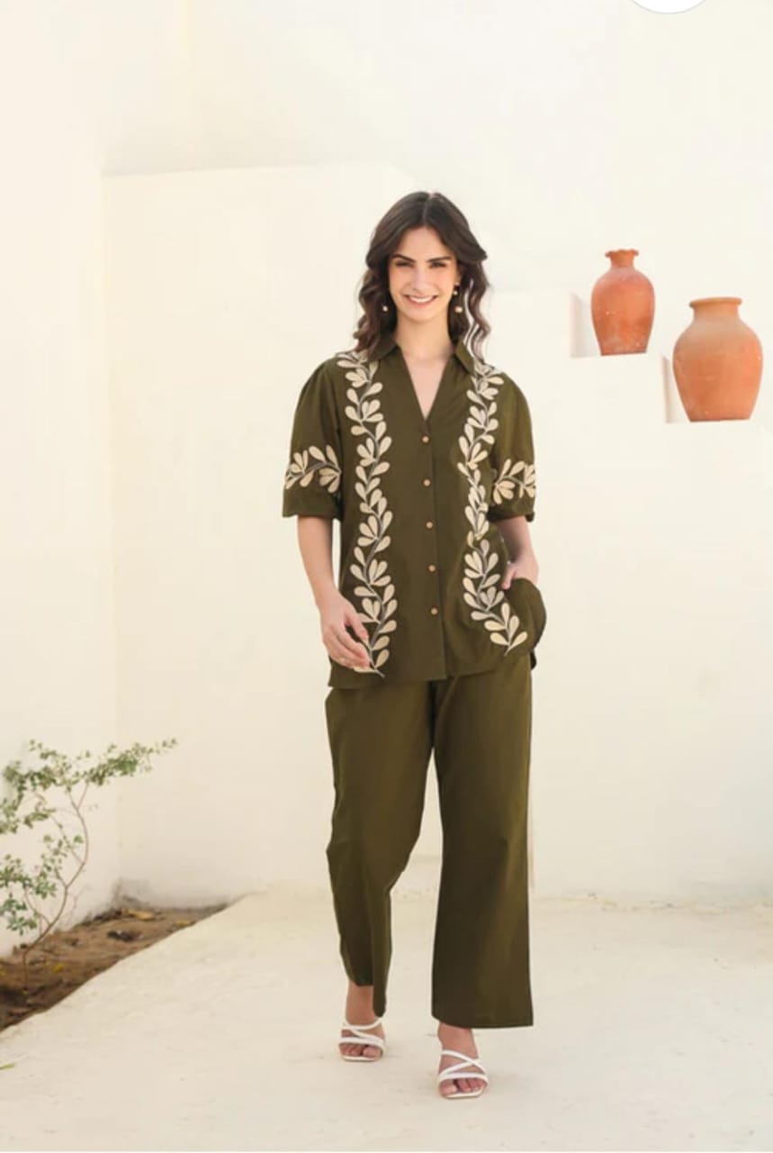 Feel the elegance and comfort merge in our artisan-crafted &cotton suit(SWCD65)