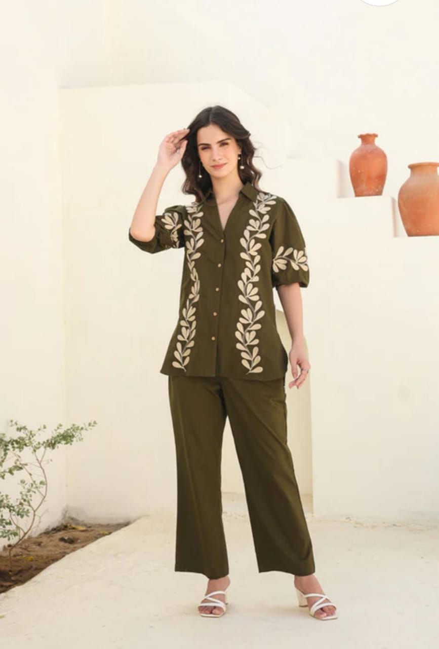 Feel the elegance and comfort merge in our artisan-crafted &cotton suit(SWCD65)