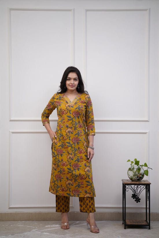 Inject a boost of Embroidery work and playful prints to your wardrobe this season👌👌