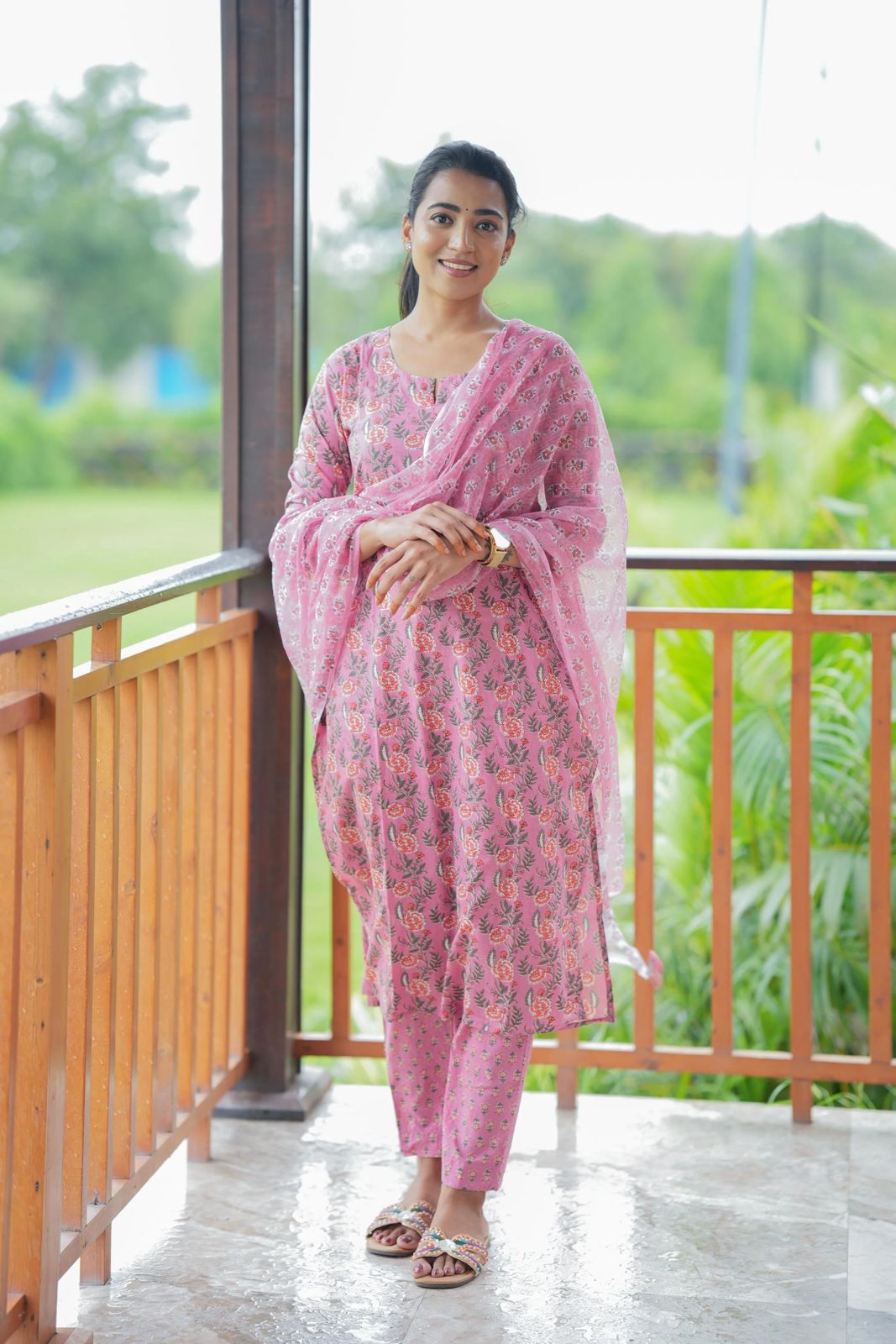 🌹🌹Pure fine Cotton fabric Kurti with Pant with cotton 100-100 Dupatta🌹🌹