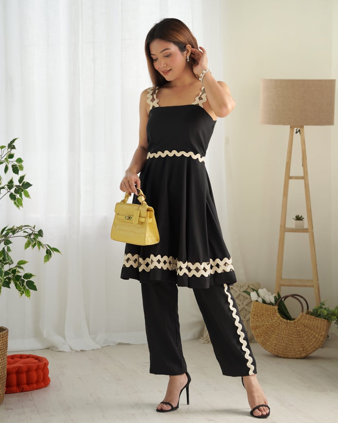š„LAUNCHING DELICATE LACE RAYON CORD SETš„(SWCD53)