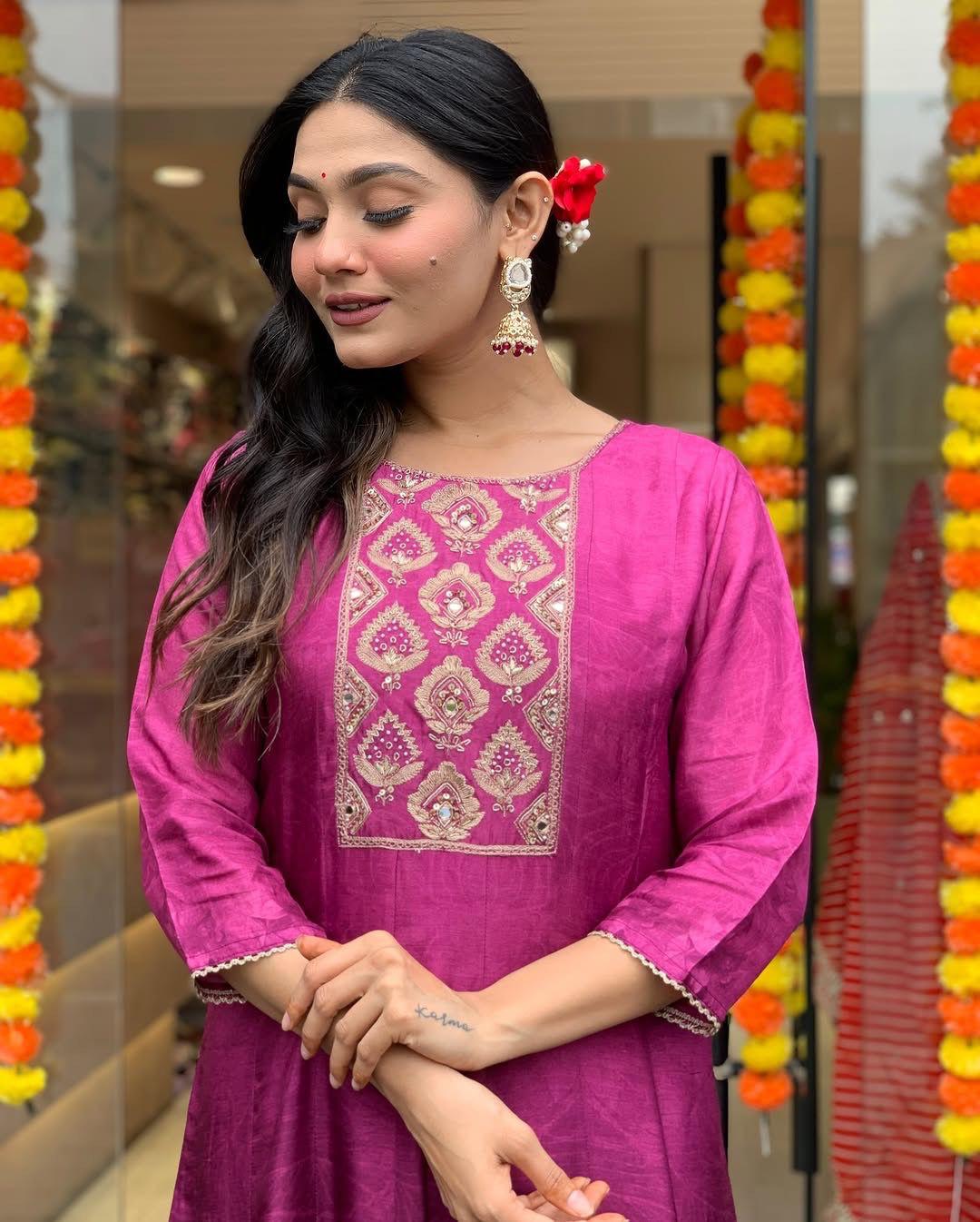 Our Exclusive Collection is here, to add a touch of tradition to your wardrobe.(SWRED22)