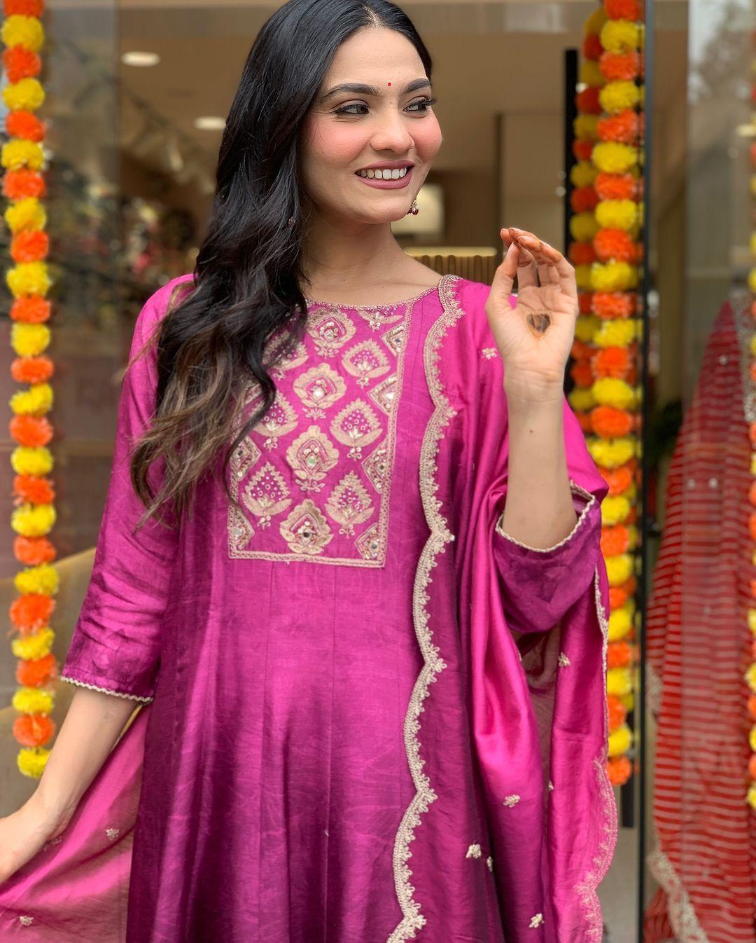Our Exclusive Collection is here, to add a touch of tradition to your wardrobe.(SWRED22)