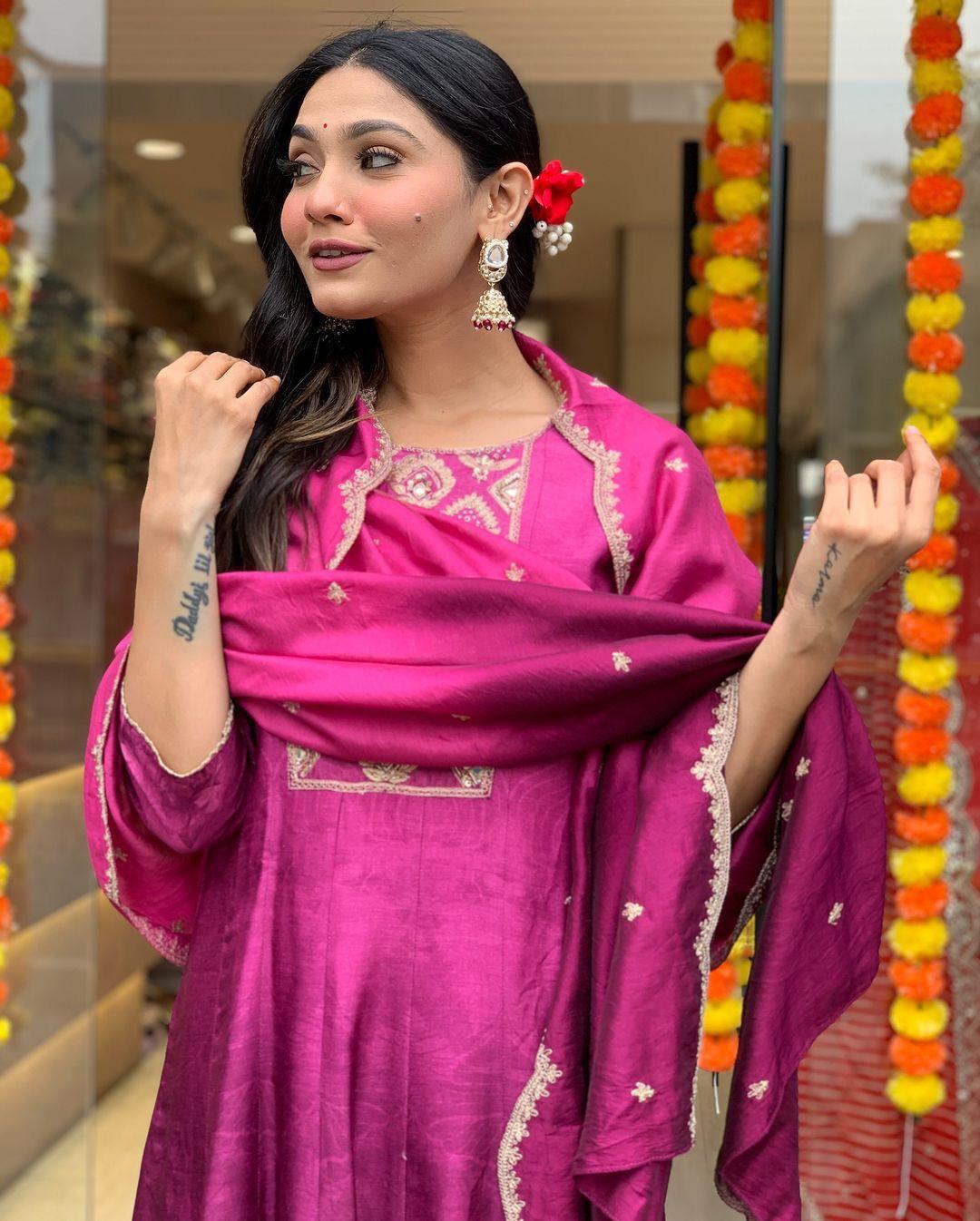 Our Exclusive Collection is here, to add a touch of tradition to your wardrobe.(SWRED22)