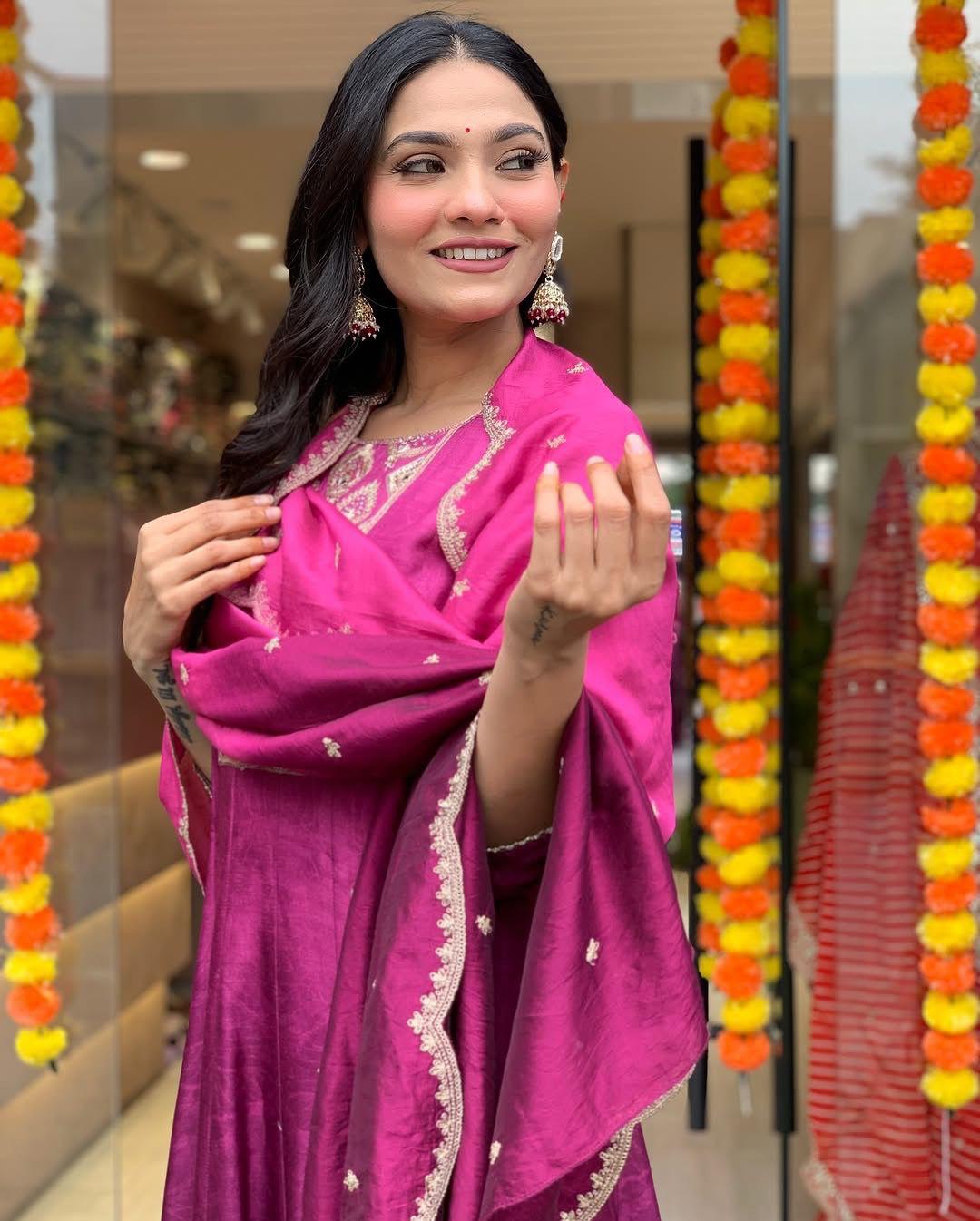 Our Exclusive Collection is here, to add a touch of tradition to your wardrobe.(SWRED22)