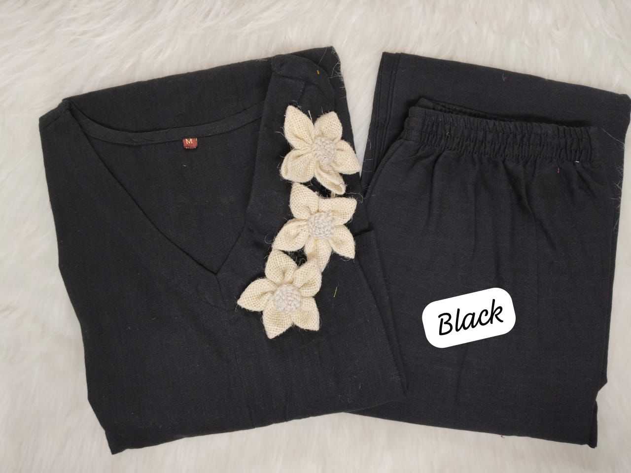 Premium jute flowers embroidery on side which give the look of premium casual look in summer(SWC31)
